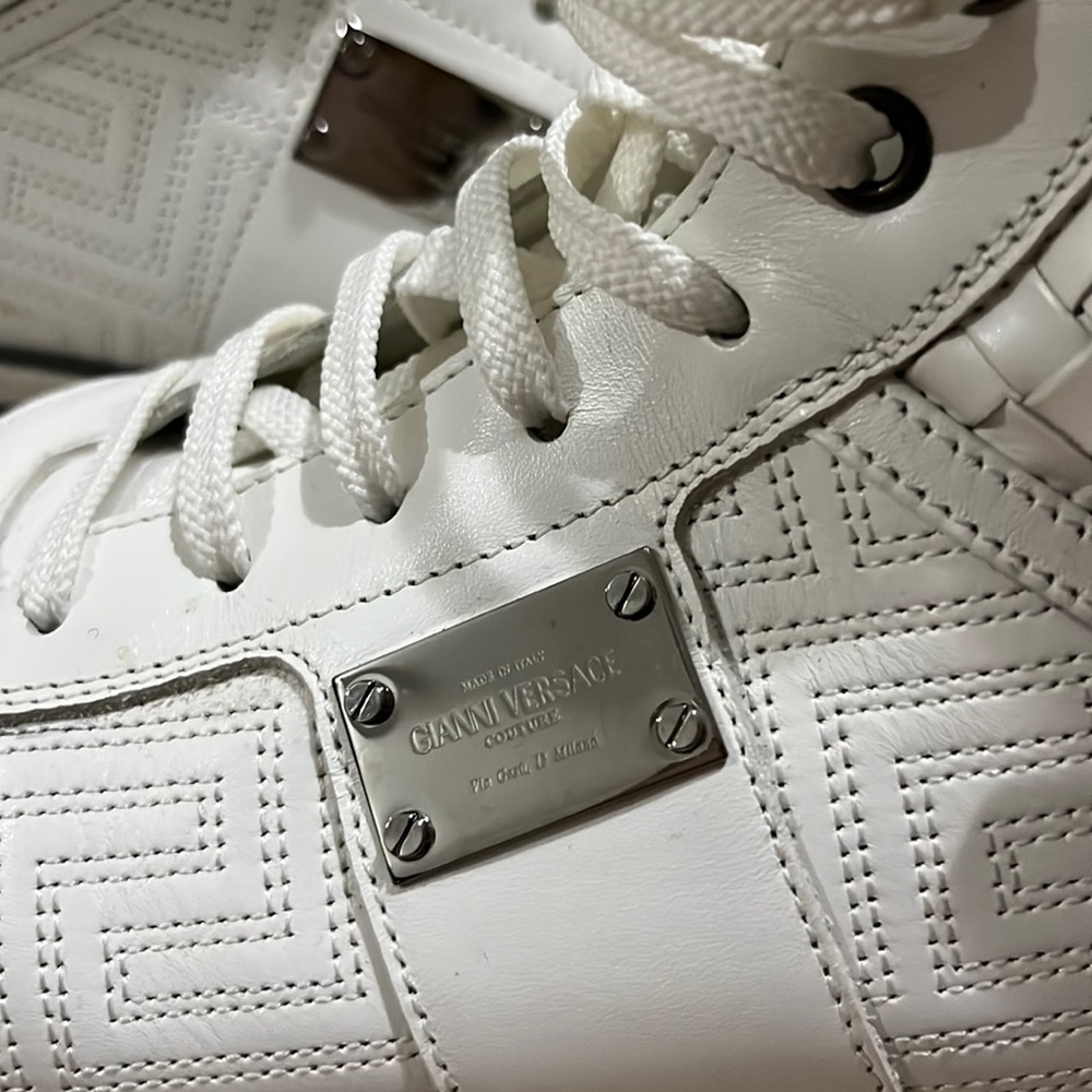 Versace Sneakers - Picture 5 of 6